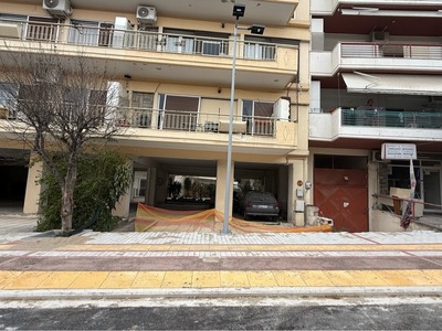 τοποθετηση λαμπας δρομου σε παρκινγκ πολυκατοικιας  Ερυθρού Σταυρού