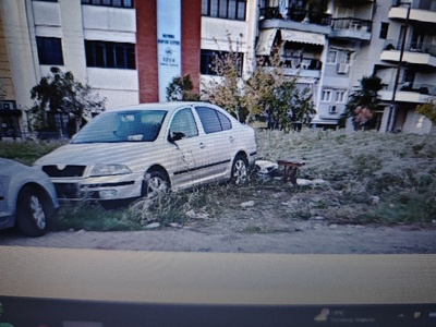 Παραβιασμενα οχήματα από μετανάστες  	Μιαούλη