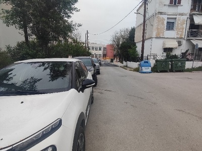 Οδοσήμανση Σουλίου   στη συμβολή με την Ερυθρού Σταυρού.