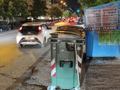 Επικίνδυνη χωροθέτηση κάδων απορριμμάτων και παρακώλυση συγκοινωνίας στην  Εθνικής Αντιστάσεως