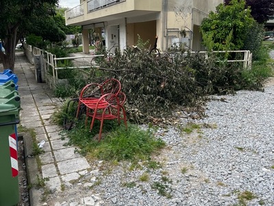 απορριμματα  Τυρολόης