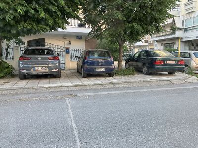 ΕΛΕΓΧΟΣ ΝΟΜΙΜΟΤΗΤΑΣ ΡΑΜΠΑΣ ΠΑΡΚΙΝΓΚ ΕΠΙ ΤΟΥ ΠΕΖΟΔΡΟΜΙΟΥ