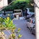 Έπιπλα αφημένα δίπλα στον κάδο επί της οδού Νίκαιας με Αγίου Αυξεντίου