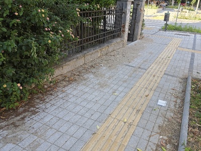 άφησαν χωματα  Δημητρίου Καραόλη