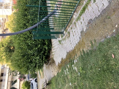 Τρέχουν νερά στο παρκάκι  	Ποσειδώνος   - Φαέθωνος