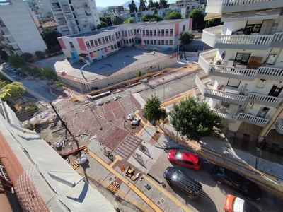 Πρόσβαση σε νόμιμη θέση parking σε πυλωτή λόγω έργων