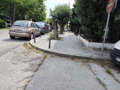 έλλειψη ράμπας  Νικοπόλεως & Μητροπολίτου Καλλίδου