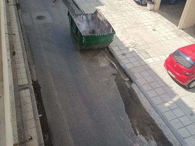 Κάδος μπαζών χωρίς άδεια  Καλλιπόλεως