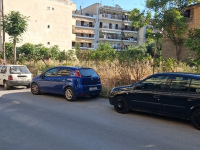 οικοπεδο θελει καθαρισμα  Χειμωνιδου