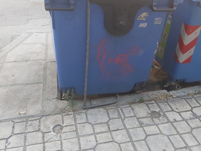 Κάδος ανακύκλωσης χωρις καπακι  Εθνικής Αντιστάσεως