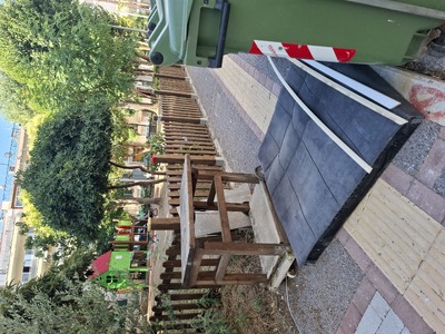 Ογκωδη αντικειμενα στην Περικλεους με Πλουταρχου