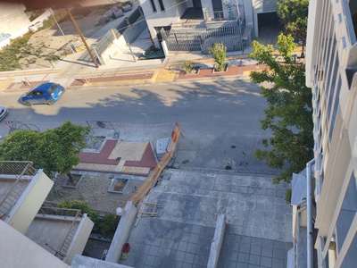 Ανάπλαση πεζοδρομίων: Καραβαγγέλη 54