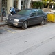 Εγκαταλελειμμενο όχημα χωρίς πινακίδες