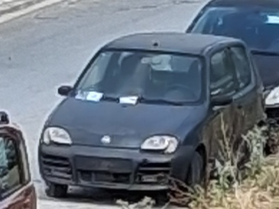 Εγκαταλελειμμένο αυτοκίνητο  	Κηφισίας