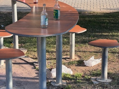 καθαρισμός πάρκου  	Σίμου Λιανίδη