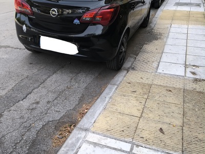 Αίτημα για λήψη μέτρων προστασίας ράμπας ΑμεΑ στην οδό Αδραμυτίου 2