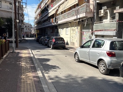 Στενός δρομος