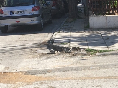 Στοπ στην Παρασκευόπουλου- ενα ατύχημα την εβδομάδα