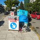 Γεμάτος κάδος ανακύκλωσης ΓΥΑΛΙΟΥ.