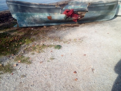 Απομάκρυνση βαρκών από την παραλία