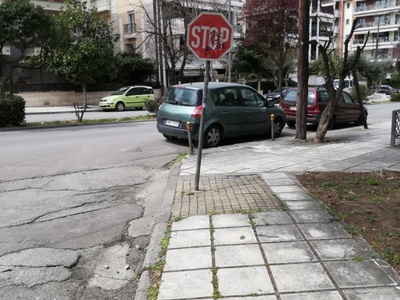 Στύλος σε διαβαση