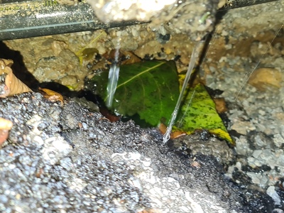 Επείγον τεράστια σε βάθος λακκούβα!