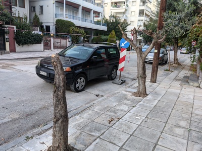 Σπασιμο δεντρου απο συνεργειο