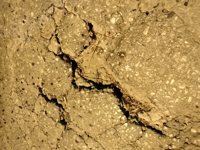 Τρύπα στο δρόμο