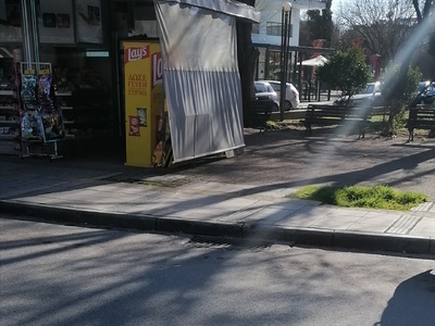 Αποκατάσταση πεζοδρομίου - δενδοδόχων