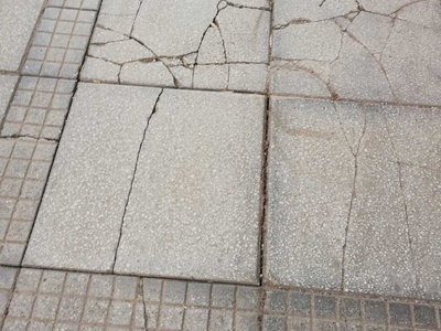 Πλάκες Πεζοδρομίου