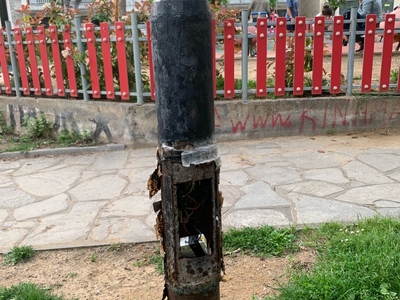 Κολώνες φωτισμού