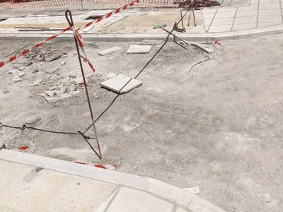Λείπουν πλαγιές πεζοδρομίων